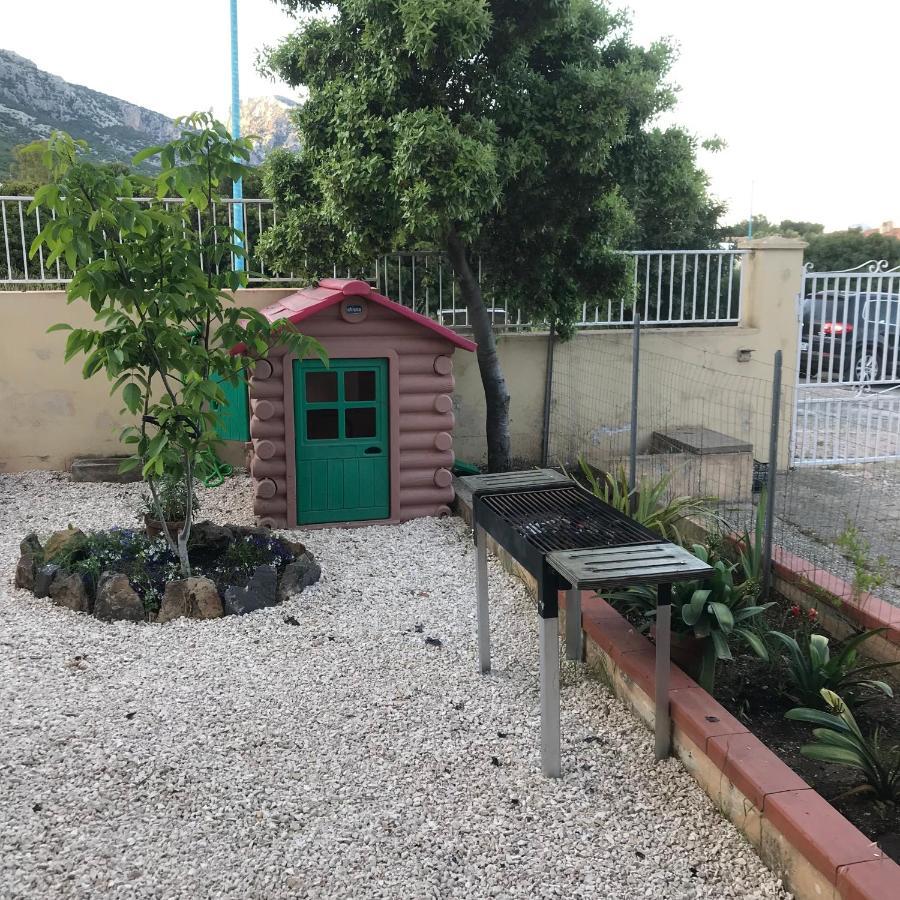 Casa Alessia Apartment Cala Gonone Exterior foto
